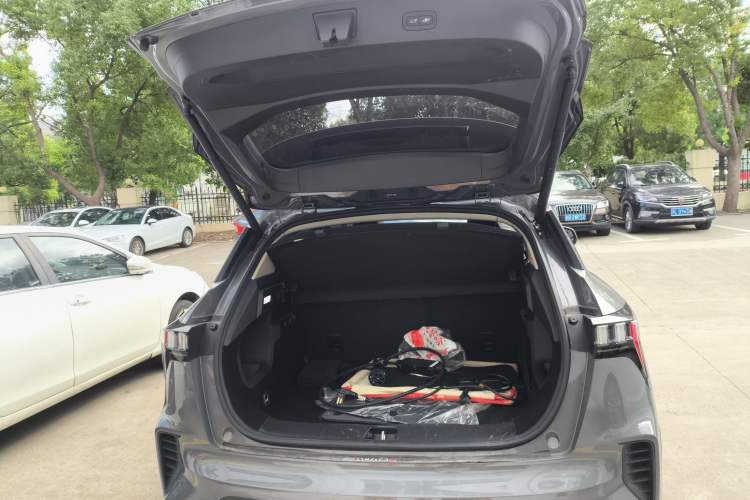 Used Lynk & Co 06 EM-P 2020 PHEV Plus Trunk
