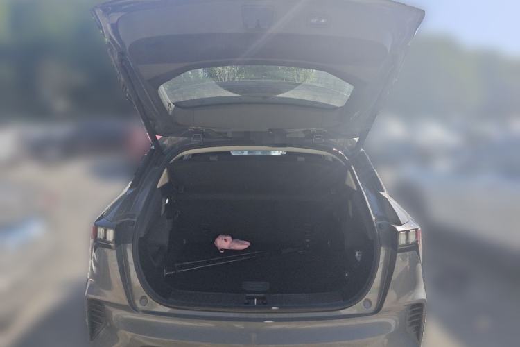 Used Lynk & Co 06 EM-P 2020 PHEV Plus Trunk