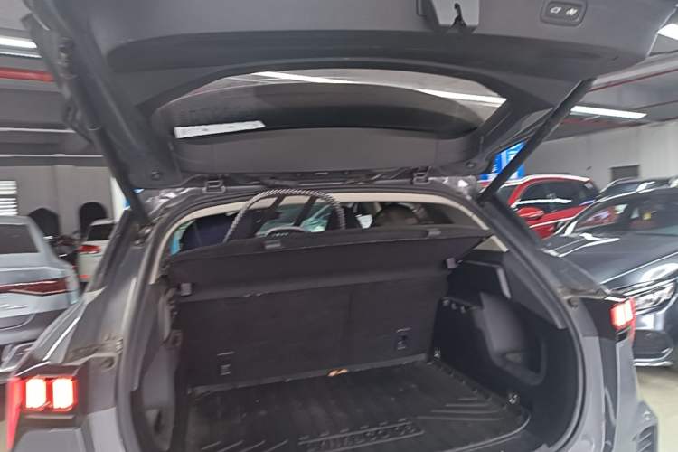 Used Lynk & Co 06 EM-P 2020 PHEV Plus Trunk