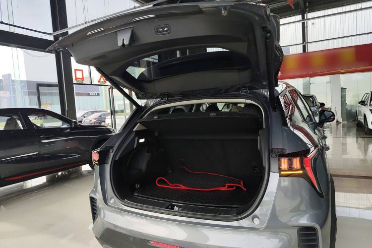 Used Lynk & Co 06 EM-P 2020 PHEV Plus Trunk