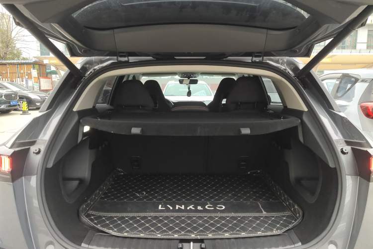 Used Lynk & Co 06 EM-P 2020 PHEV Plus Trunk
