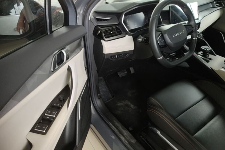Used Lynk & Co 06 EM-P 2020 PHEV Plus Driver Seat