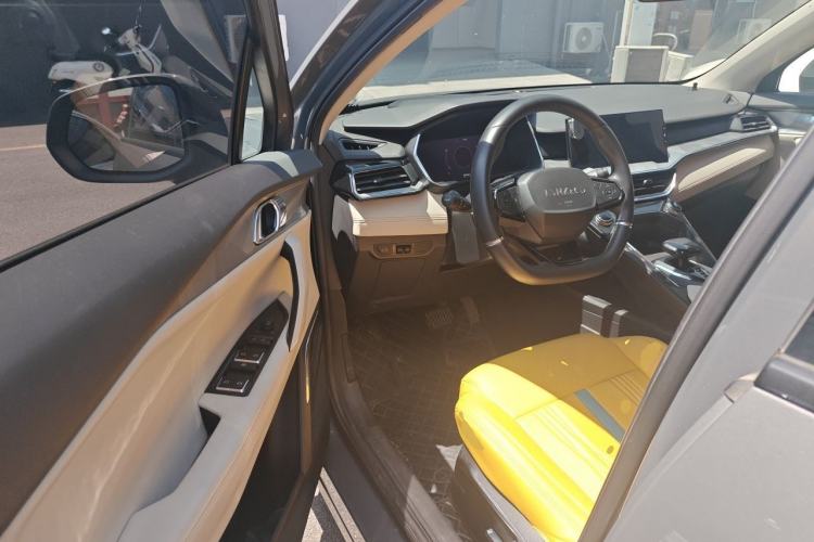 Used Lynk & Co 06 EM-P 2020 PHEV Plus Driver Seat