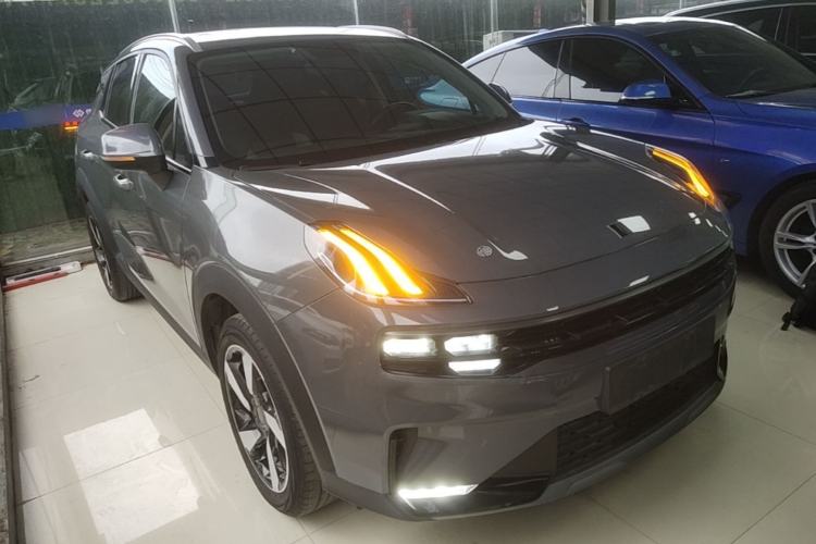 Used Lynk & Co 06 EM-P 2020 PHEV Plus Exterior 1