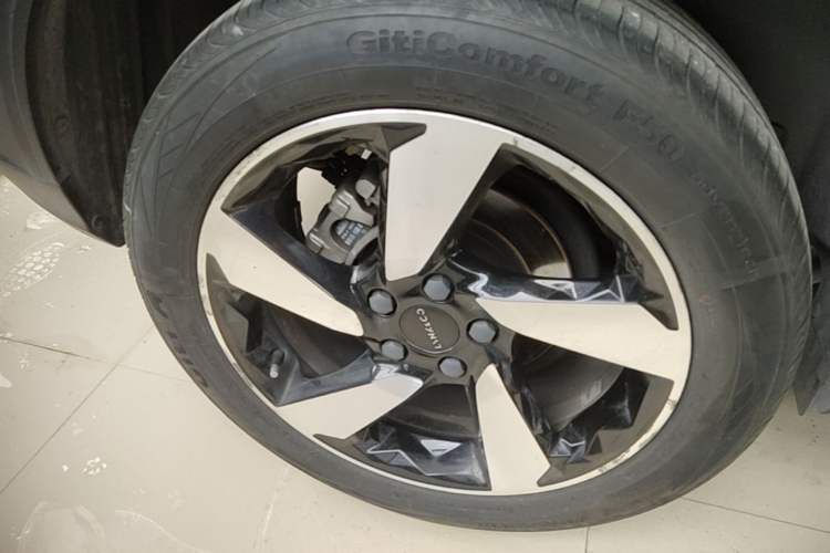 Used Lynk & Co 06 EM-P 2020 PHEV Plus Exterior 5