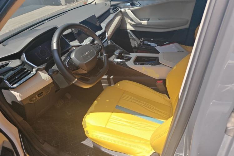 Used Lynk & Co 06 EM-P 2020 PHEV Plus Left Front Seat