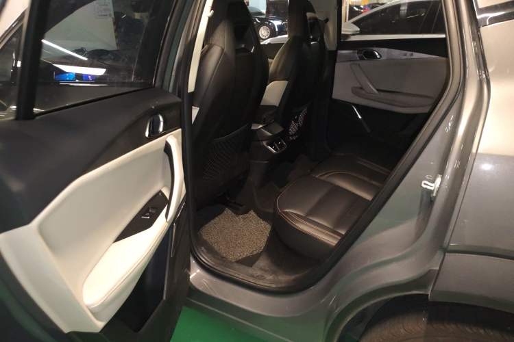 Used Lynk & Co 06 EM-P 2020 PHEV Plus Left Rear Seat