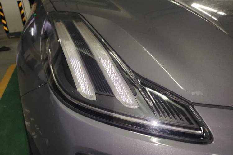 Used Lynk & Co 06 EM-P 2020 PHEV Plus Right Front Headlight