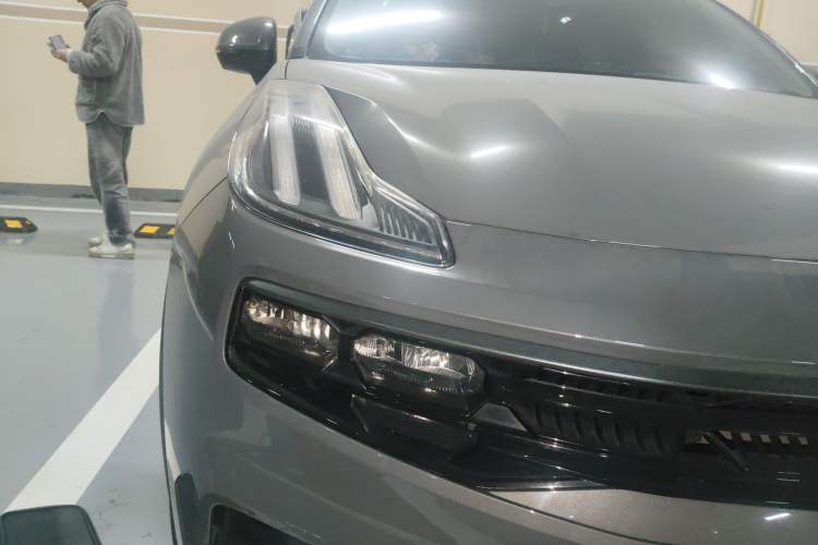 Used Lynk & Co 06 EM-P 2020 PHEV Plus Right Front Headlight