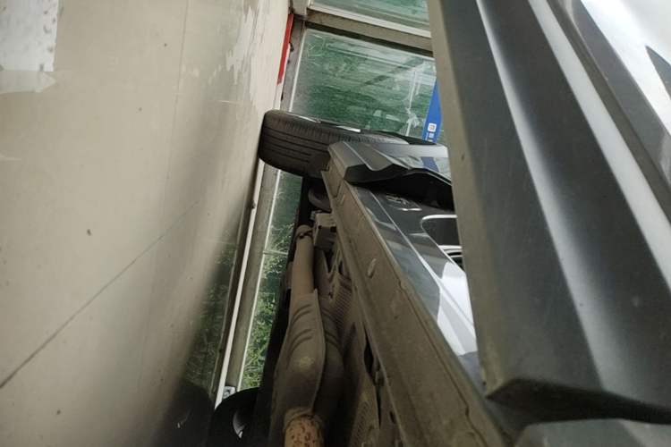 Used Lynk & Co 06 EM-P 2020 PHEV Plus Right Side Sill