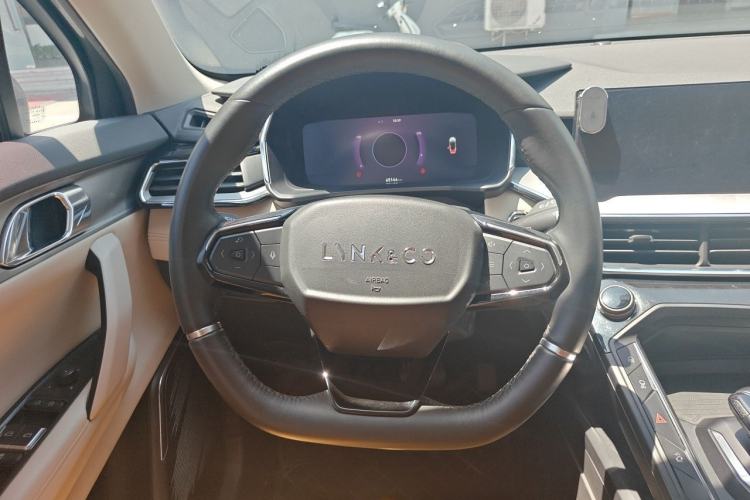 Used Lynk & Co 06 EM-P 2020 PHEV Plus Steering Wheel