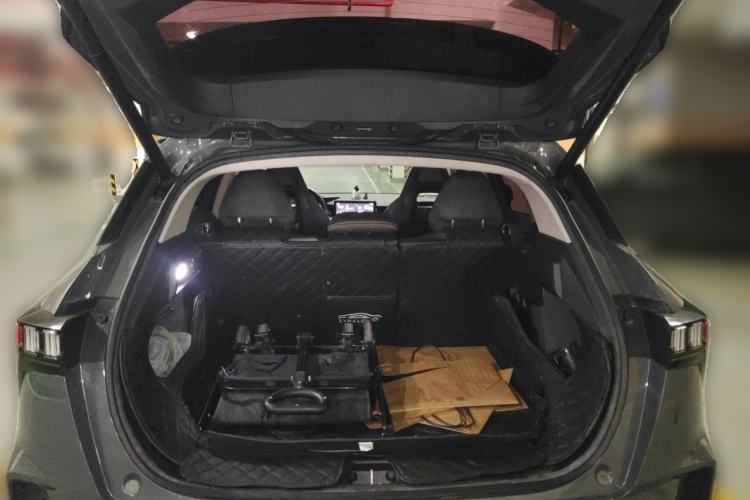 Used Lynk & Co 06 EM-P 2020 PHEV Plus Trunk