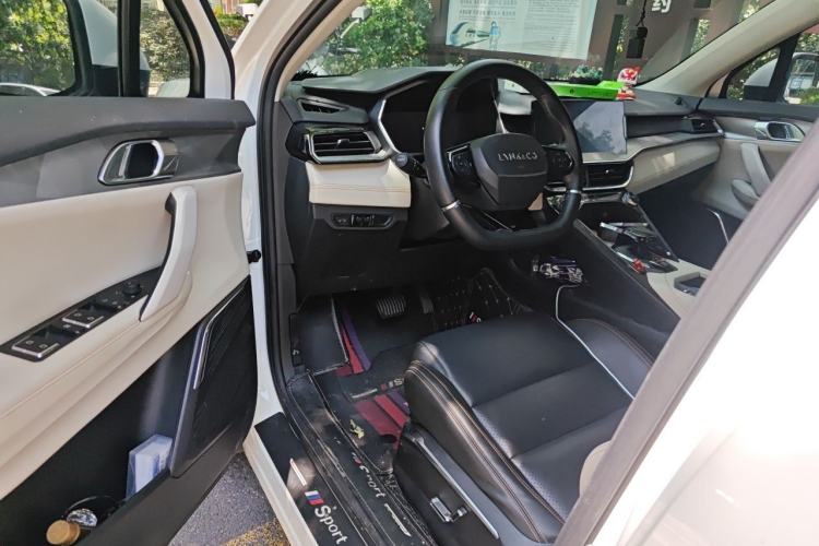 Used Lynk & Co 06 EM-P 2020 PHEV Plus Driver Seat