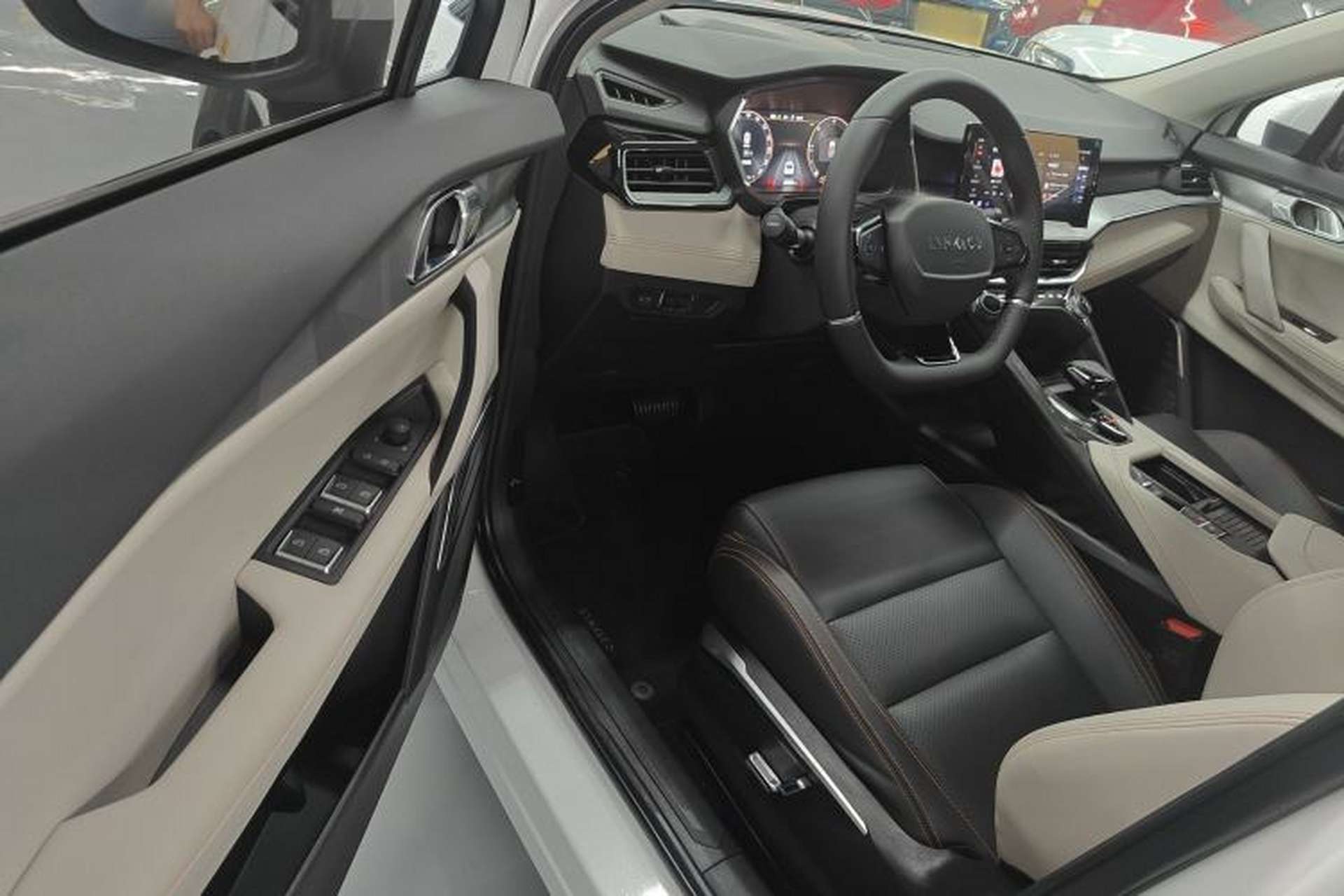 Used Lynk & Co 06 EM-P 2020 PHEV Plus Driver Seat