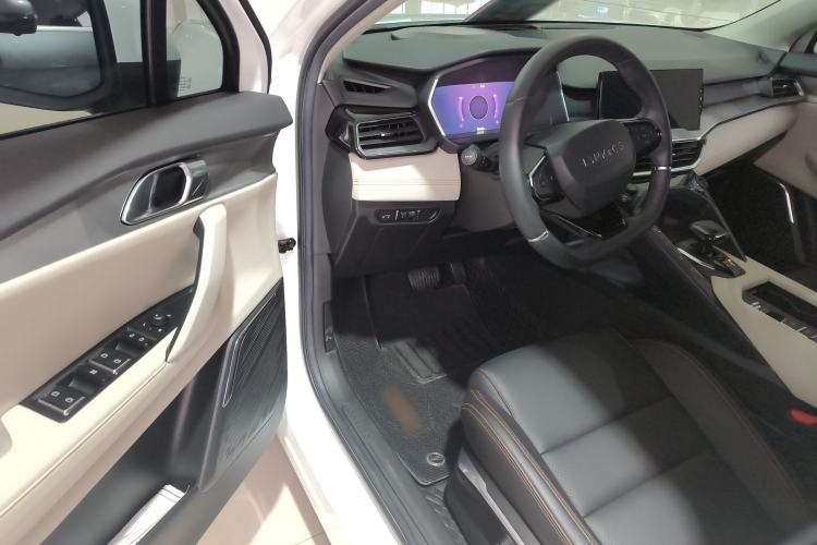Used Lynk & Co 06 EM-P 2020 PHEV Plus Driver Seat