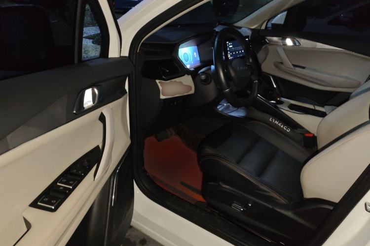 Used Lynk & Co 06 EM-P 2020 PHEV Plus Driver Seat