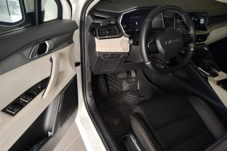 Used Lynk & Co 06 EM-P 2020 PHEV Plus Driver Seat