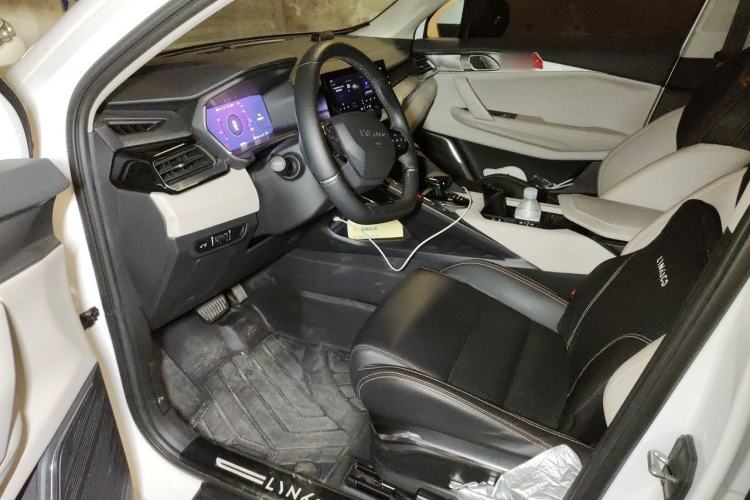 Used Lynk & Co 06 EM-P 2020 PHEV Plus Driver Seat