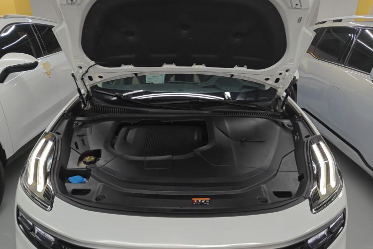 Used Lynk & Co 06 EM-P 2020 PHEV Plus Engine Bay