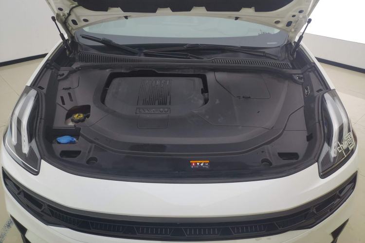 Used Lynk & Co 06 EM-P 2020 PHEV Plus Engine Bay