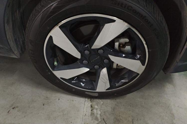 Used Lynk & Co 06 EM-P 2020 PHEV Plus Exterior 1