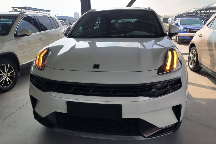 Used Lynk & Co 06 EM-P 2020 PHEV Plus Exterior 1