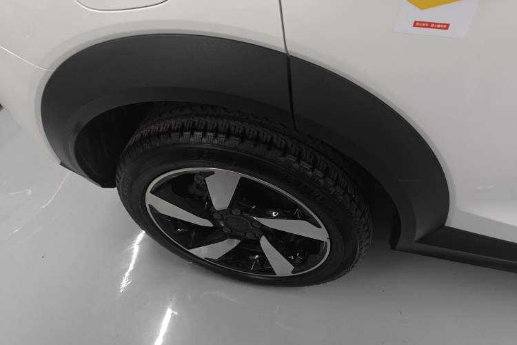 Used Lynk & Co 06 EM-P 2020 PHEV Plus Exterior 5