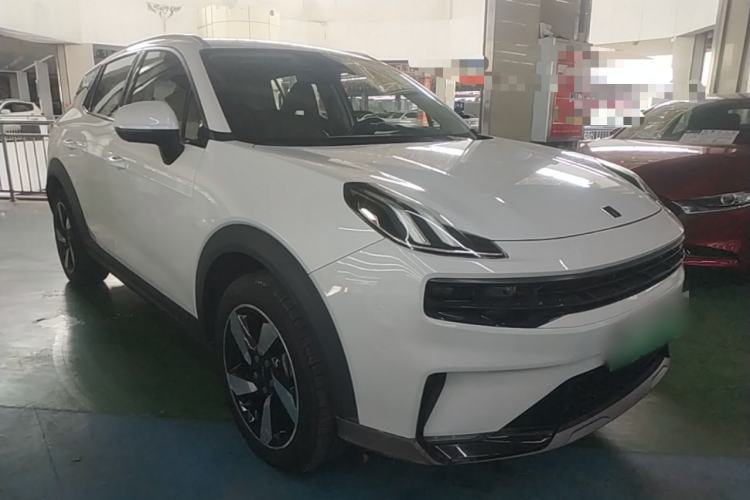 Used Lynk & Co 06 EM-P 2020 PHEV Plus Front Right 45 Deg