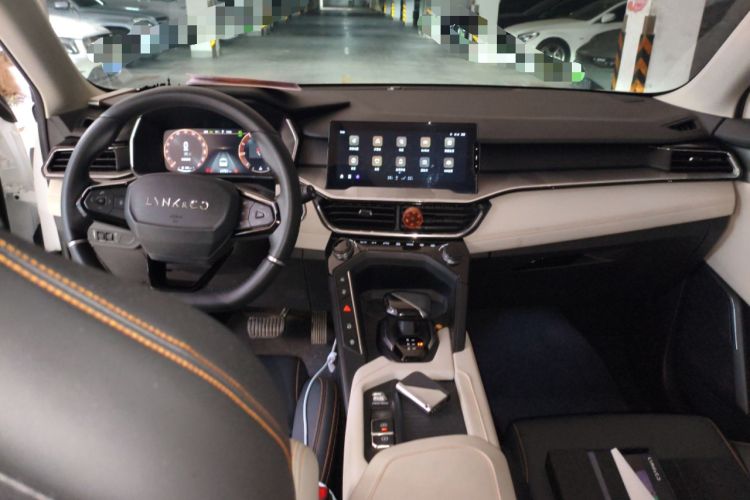 Used Lynk & Co 06 EM-P 2020 PHEV Plus Interior 2