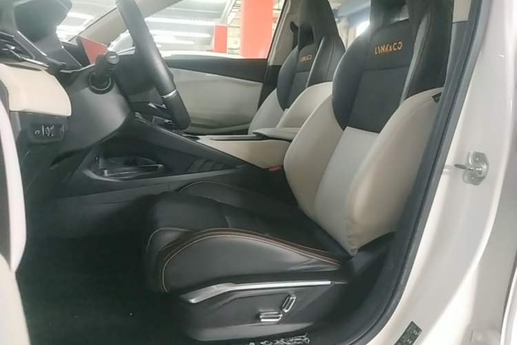Used Lynk & Co 06 EM-P 2020 PHEV Plus Left Front Seat
