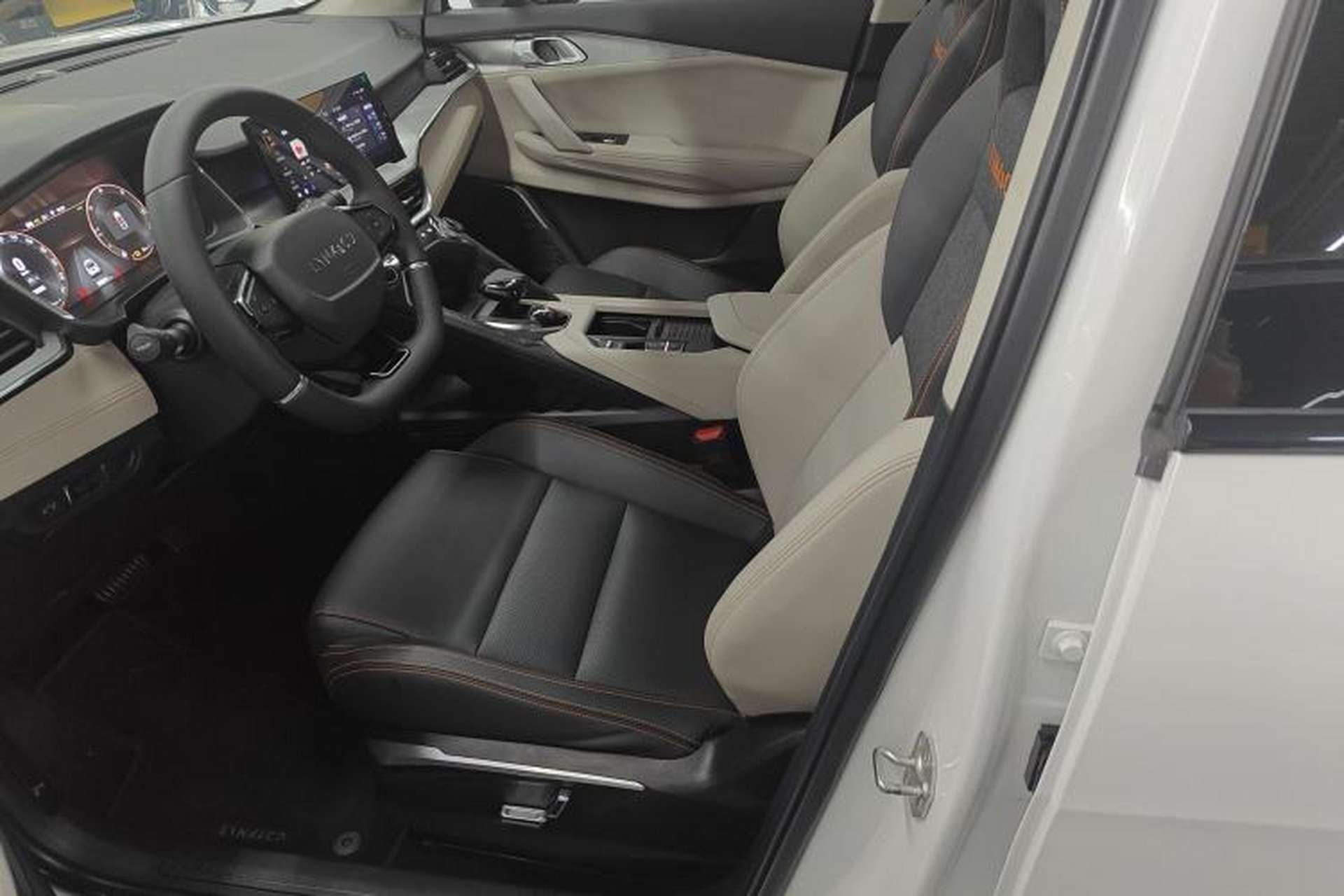 Used Lynk & Co 06 EM-P 2020 PHEV Plus Left Front Seat