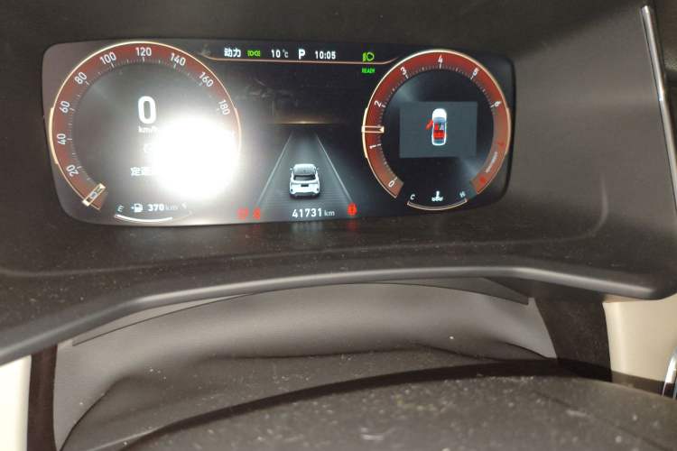 Used Lynk & Co 06 EM-P 2020 PHEV Plus Odometer Close Up