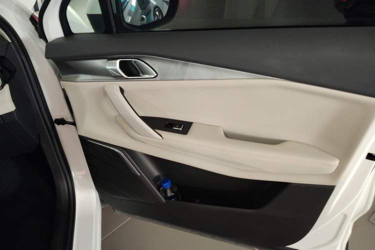 Used Lynk & Co 06 EM-P 2020 PHEV Plus Right Front Door Interior