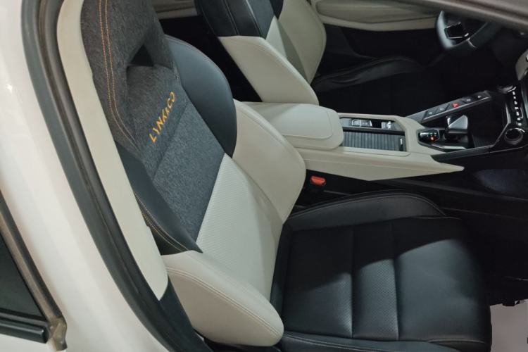 Used Lynk & Co 06 EM-P 2020 PHEV Plus Right Front Seat