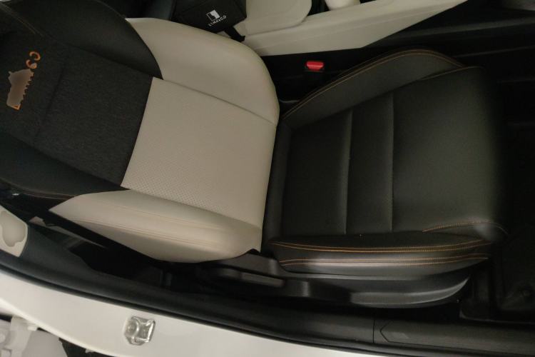 Used Lynk & Co 06 EM-P 2020 PHEV Plus Right Front Seat