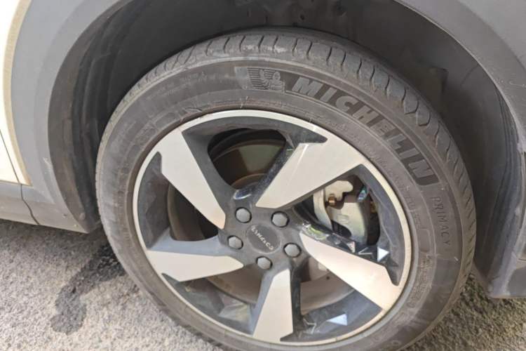 Used Lynk & Co 06 EM-P 2020 PHEV Plus Right Front Wheel Hub