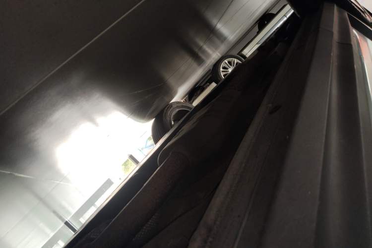 Used Lynk & Co 06 EM-P 2020 PHEV Plus Right Side Sill