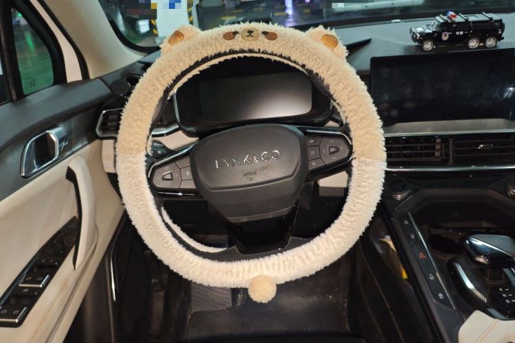 Used Lynk & Co 06 EM-P 2020 PHEV Plus Steering Wheel