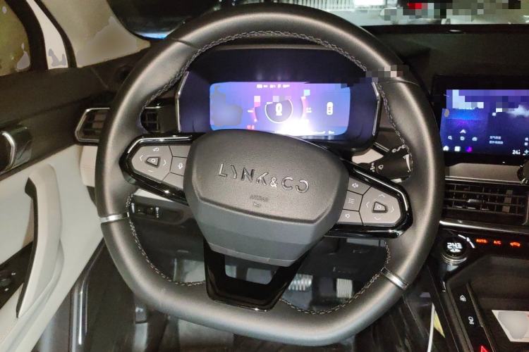 Used Lynk & Co 06 EM-P 2020 PHEV Plus Steering Wheel
