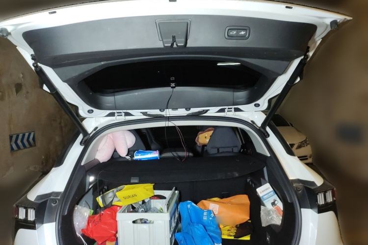 Used Lynk & Co 06 EM-P 2020 PHEV Plus Trunk