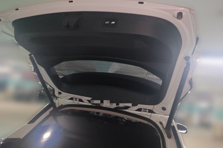 Used Lynk & Co 06 EM-P 2020 PHEV Plus Trunk