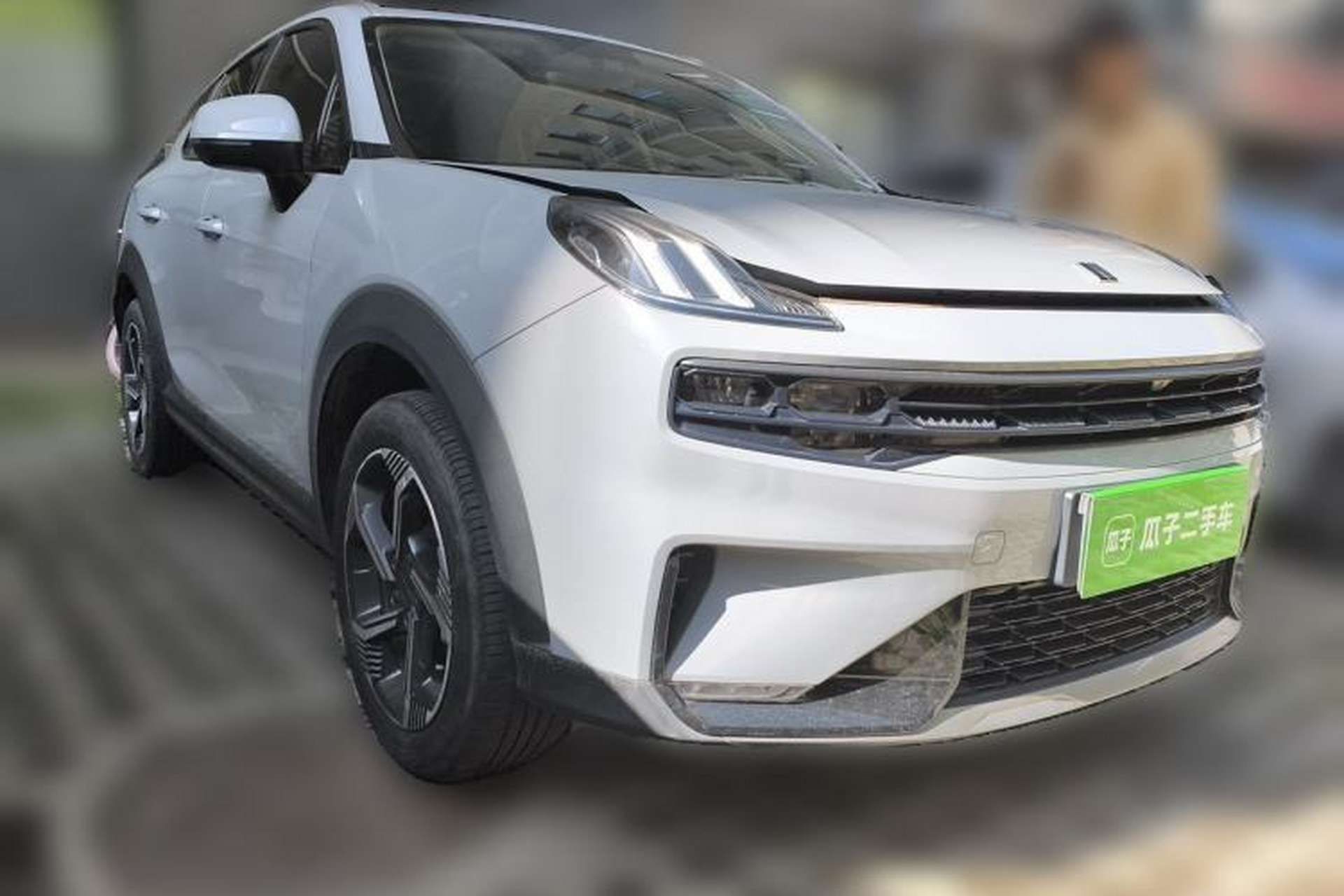 Used Lynk & Co 06 EM-P 2022 PHEV 84 km Range Pro Version Front Right 45 Deg