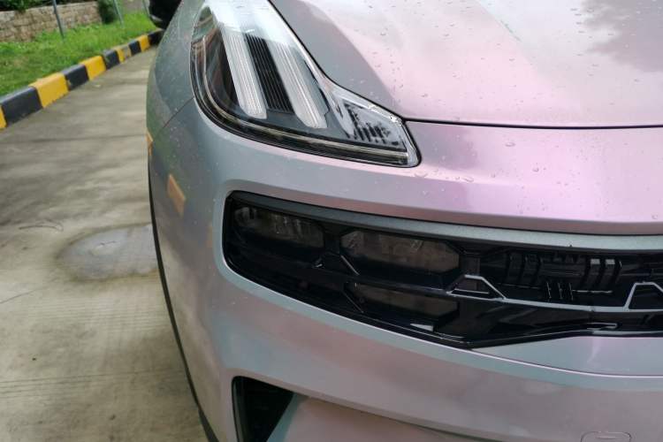 Used Lynk & Co 06 EM-P 2022 PHEV 84 km Range Pro Version Right Front Headlight
