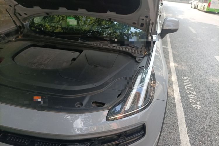 Used Lynk & Co 06 EM-P 2022 PHEV 84 km Range Pro Version Engine Bay Left