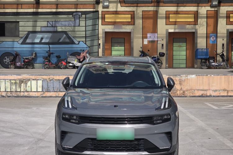 Used Lynk & Co 06 EM-P 2022 PHEV 84 km Range Pro Version Exterior 1