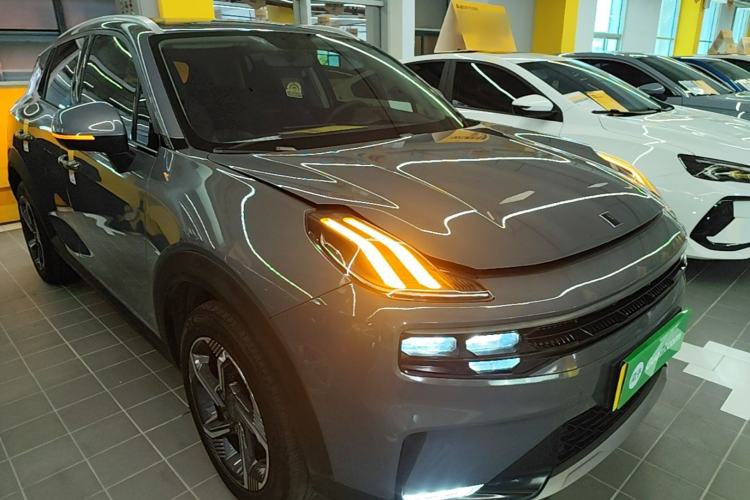 Used Lynk & Co 06 EM-P 2022 PHEV 84 km Range Pro Version Exterior 1