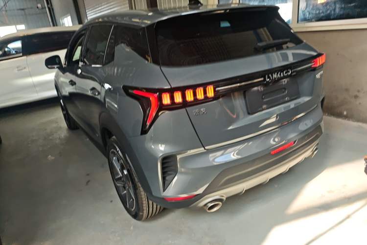 Used Lynk & Co 06 EM-P 2022 PHEV 84 km Range Pro Version Exterior 2