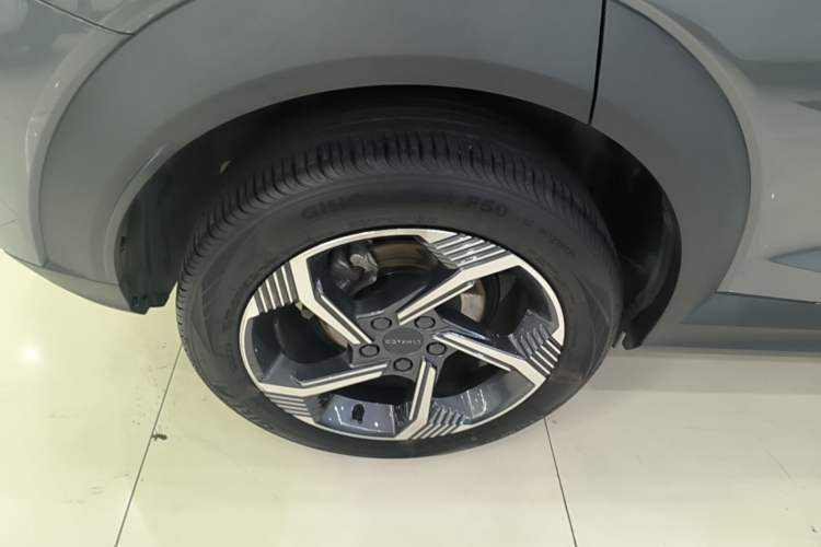 Used Lynk & Co 06 EM-P 2022 PHEV 84 km Range Pro Version Exterior 5