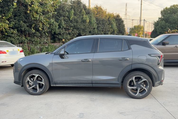 Used Lynk & Co 06 EM-P 2022 PHEV 84 km Range Pro Version Exterior 5