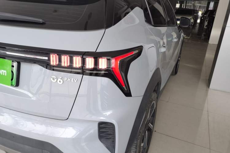 Used Lynk & Co 06 EM-P 2022 PHEV 84 km Range Pro Version Exterior 6